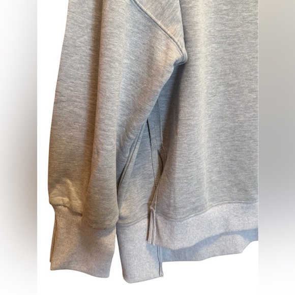 Trendy Queen viral Sweatshirt - Picture 3 of 16